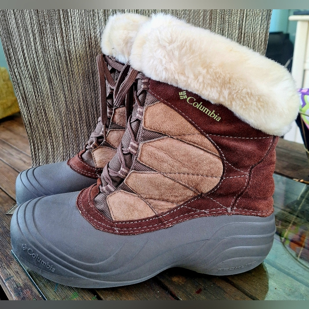 Columbia winter lined Sierra Summette women's snow hiking boots brown tan 8.5